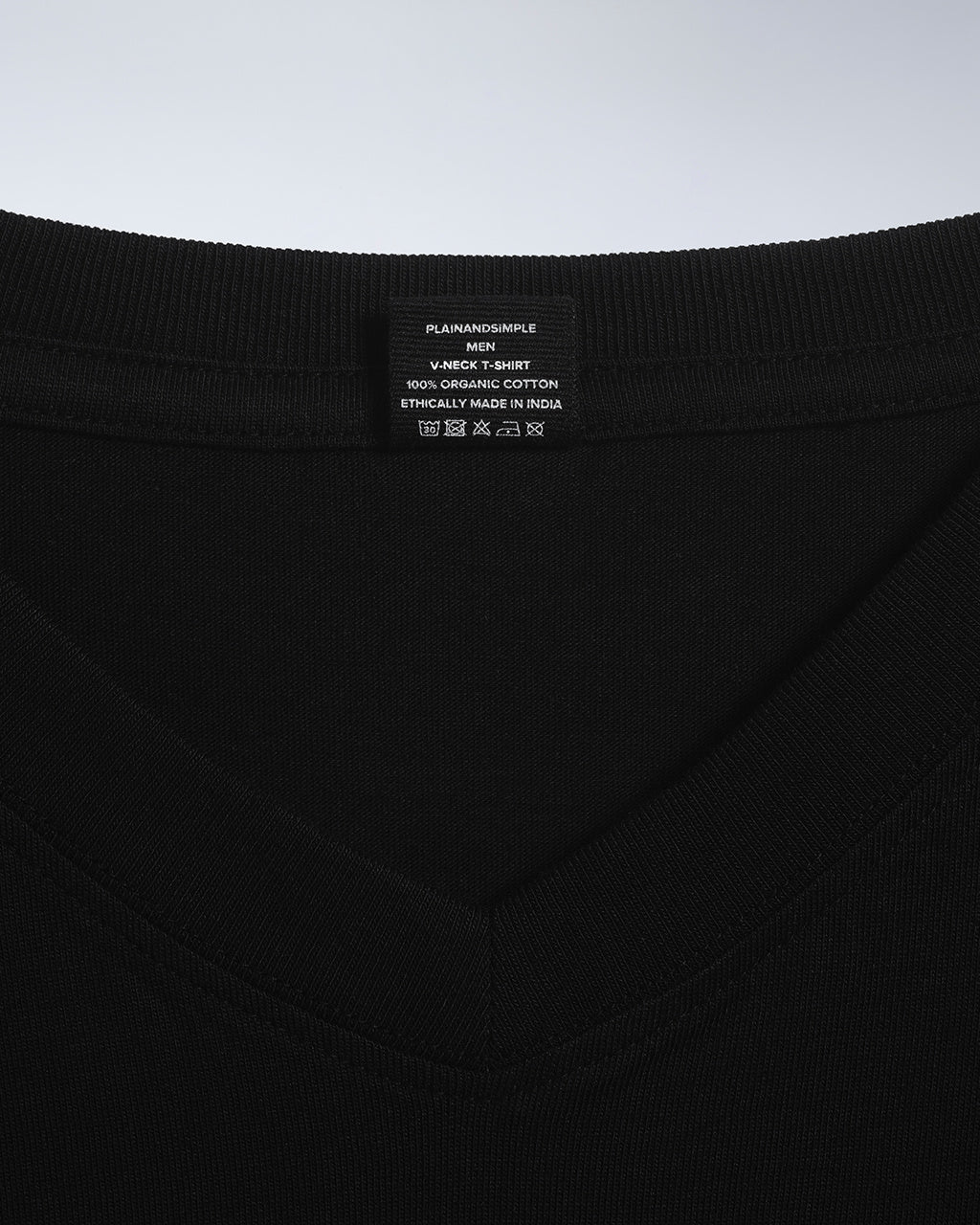 The V-Neck Tee – Men's Organic Cotton
