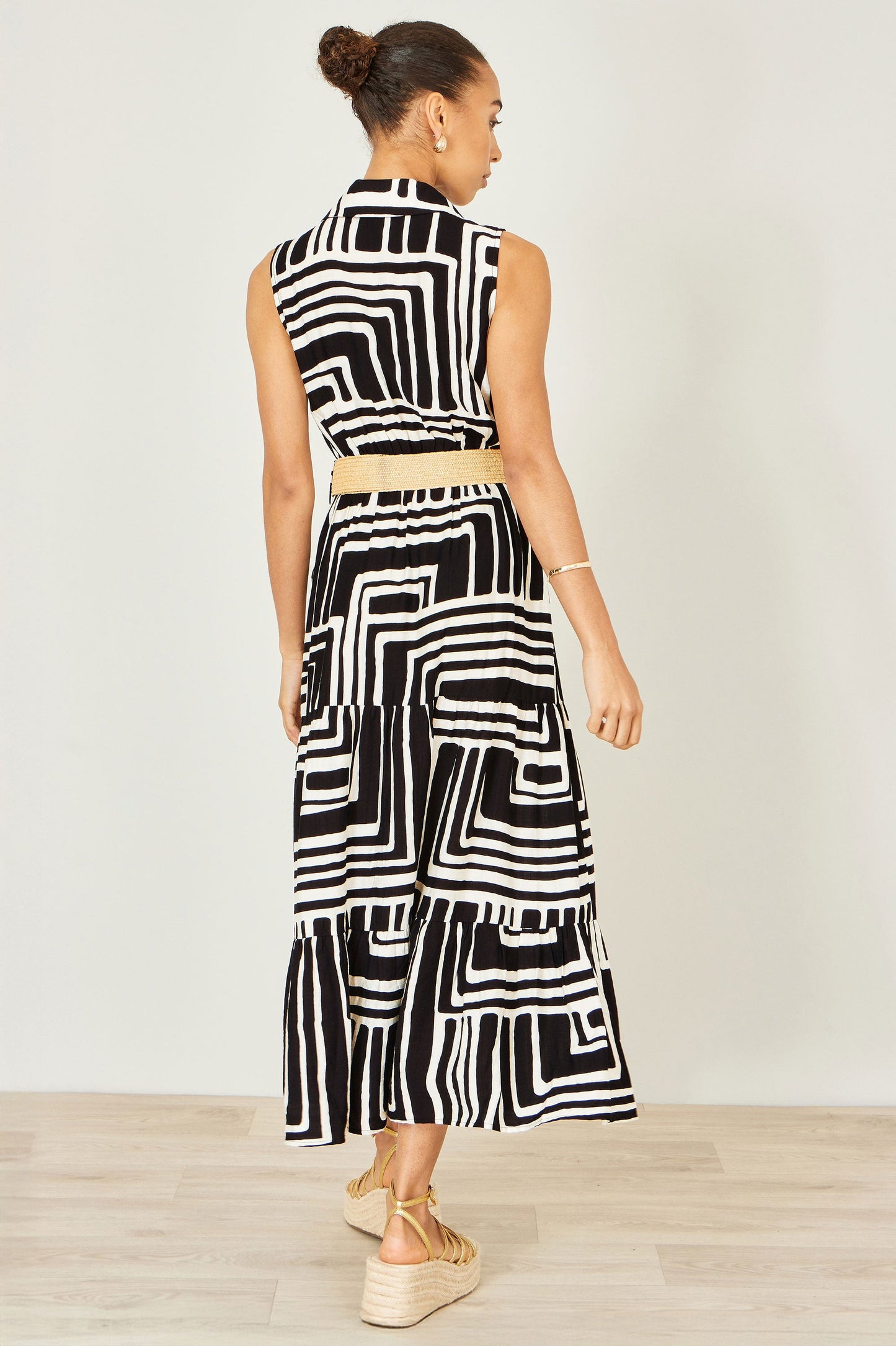 The Geo Print – Black Viscose Midi Shirt Dress