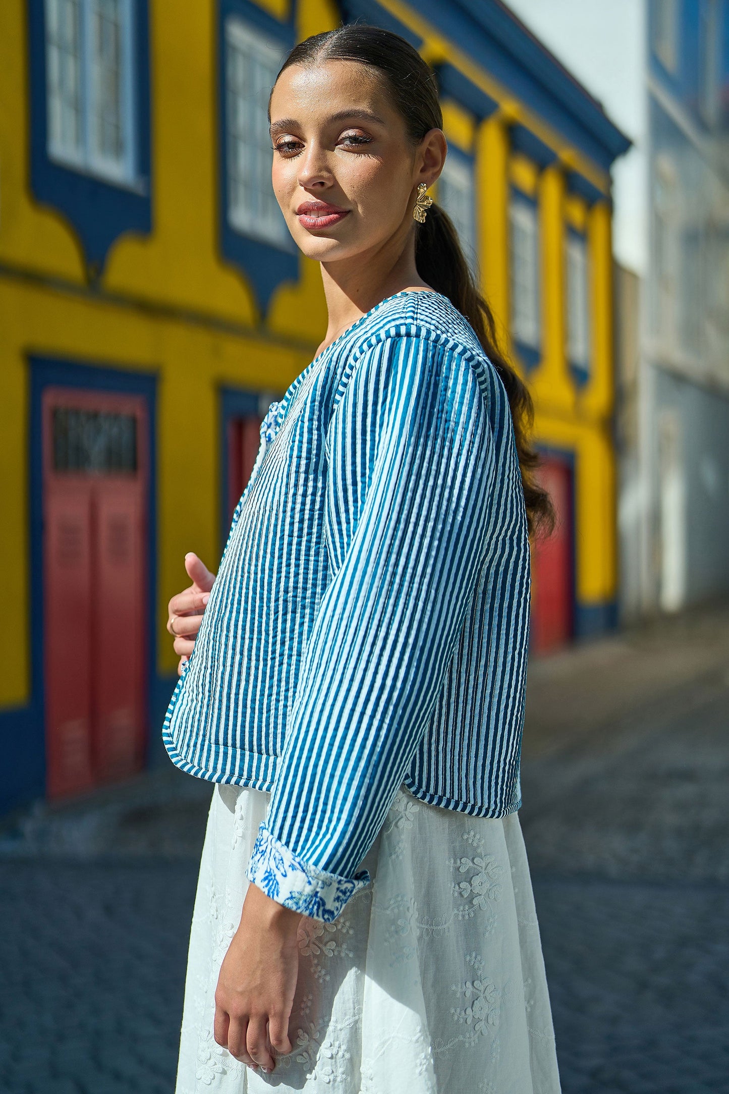 The Blue Boho Floral – Reversible Cotton Quilted Cropped Jacket