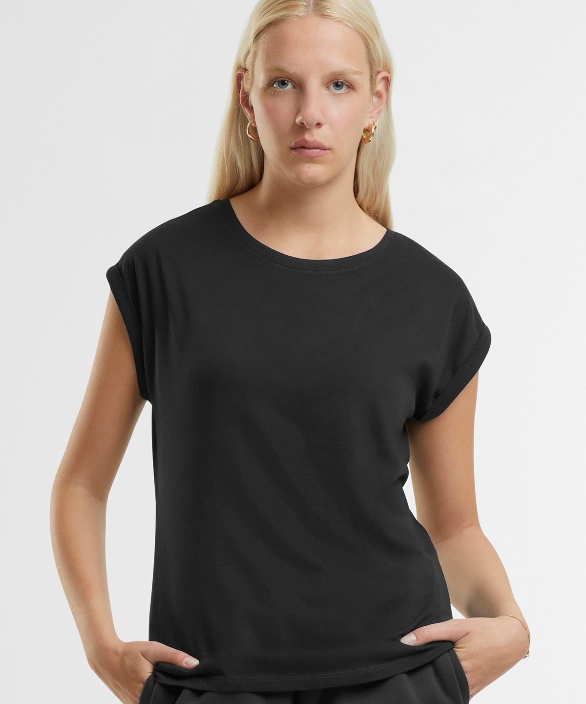 The Extended Shoulder Tee – Women's Organic Cotton